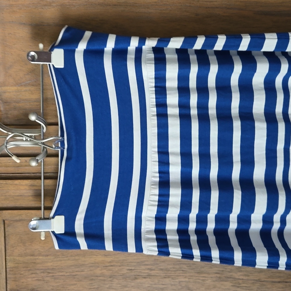 Athleta long skirt, size L - Picture 3 of 3